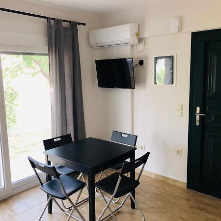 Ionian White Apartments Lefkáda Esterno foto